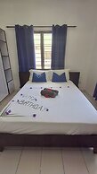 Roche Kerlan Apartments