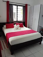 Roche Kerlan Apartments