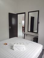 Roche Kerlan Apartments