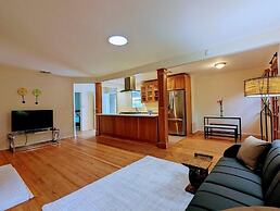 Convinient Location in Los Angeles