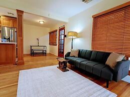 Convinient Location in Los Angeles