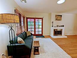 Convinient Location in Los Angeles