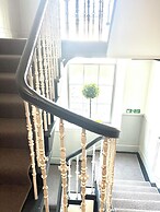 Allandale ApartHotel