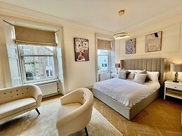 Allandale ApartHotel