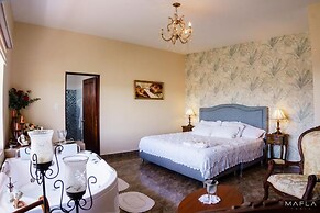Casa Loma Hotel Boutique