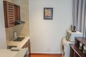 Wecozy Hanoi - Railway Side, The Old Quarter