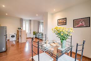 Wecozy Hanoi - Railway Side, The Old Quarter