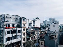 Wecozy Hanoi - Railway Side, The Old Quarter