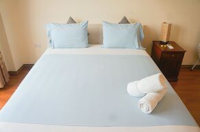 Wecozy Hanoi - Railway Side, The Old Quarter