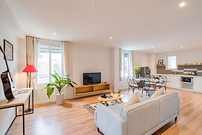 Wecozy Hanoi - Railway Side, The Old Quarter