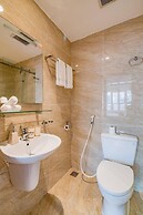 Wecozy Hanoi - Railway Side, The Old Quarter