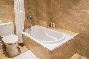 Wecozy Hanoi - Railway Side, The Old Quarter