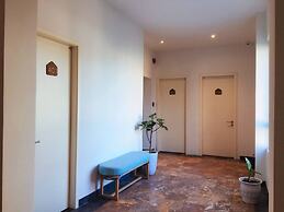 Wecozy Hanoi - Railway Side, The Old Quarter