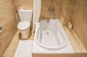 Wecozy Hanoi - Railway Side, The Old Quarter