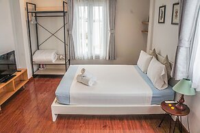 Wecozy Hanoi - Railway Side, The Old Quarter