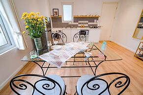 Wecozy Hanoi - Railway Side, The Old Quarter