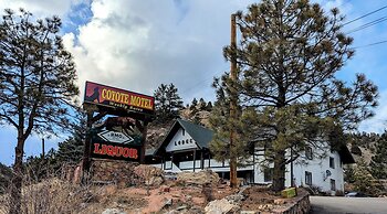 Coyote Motel West