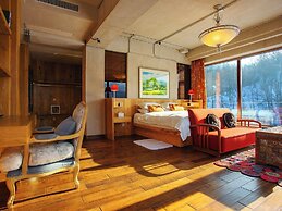 Shangzhi Qushe Resort Hotel