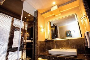 Shangzhi Qushe Resort Hotel