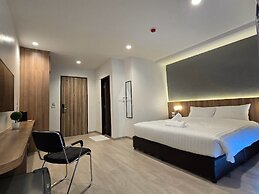 Manee Mantra Hotel Kanchanaburi