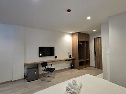 Manee Mantra Hotel Kanchanaburi