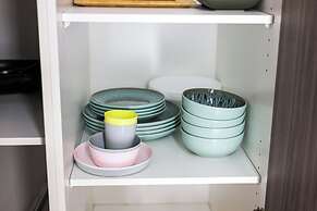 StayAU Leisure 2BR Modern CBD Apt