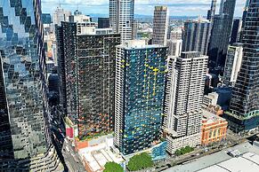 StayAU Leisure 2BR Modern CBD Apt