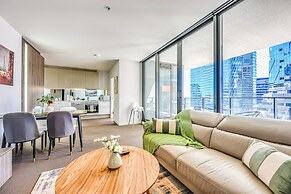 StayAU Leisure 2BR Modern CBD Apt