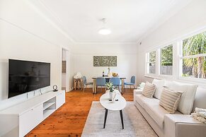 StayAU 4BRM Charming Home in Mt Colah