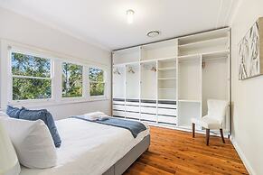 StayAU 4BRM Charming Home in Mt Colah