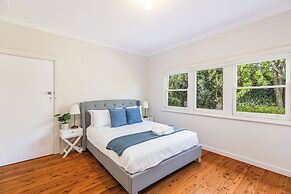 StayAU 4BRM Charming Home in Mt Colah