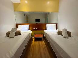 Almond Suites by Hiverooms