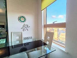 Apartmentsleeps5-balcony-petfriendly-aoarena-heatonpark-onstreetparkin