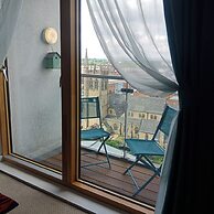 Apartmentsleeps5-balcony-petfriendly-aoarena-heatonpark-onstreetparkin