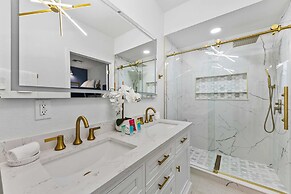 5014 Tideview Circle #9