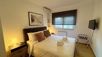 Minimalist 2Bedroom Apartment with Balcony in the heart of Athens