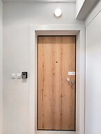 Minimalist 2Bedroom Apartment with Balcony in the heart of Athens