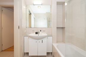 Minimalist 2Bedroom Apartment with Balcony in the heart of Athens