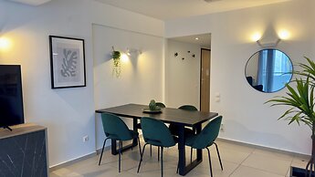Minimalist 2Bedroom Apartment with Balcony in the heart of Athens