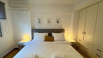 Minimalist 2Bedroom Apartment with Balcony in the heart of Athens
