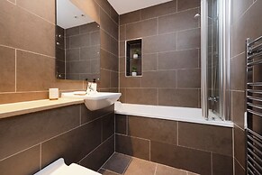 Stylish 2-bed flat in New Town