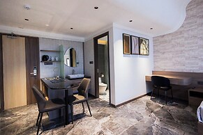 Enjoy Apartment Hotel