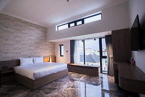 Enjoy Apartment Hotel