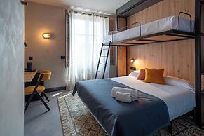 The Central House Granada Elvira Hostel
