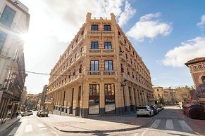 The Central House Granada Elvira Hostel