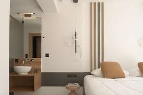 Luxurious Villa Dias With Tennis Court by Estia