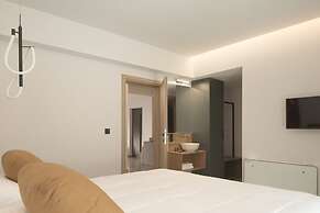 Luxurious Villa Dias With Tennis Court by Estia