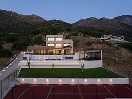 Luxurious Villa Dias With Tennis Court by Estia