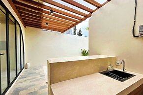 Esha Private Pool Villas by AGATA