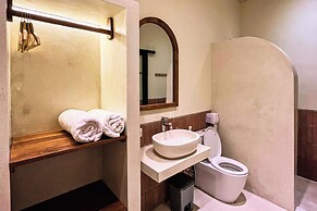 Esha Private Pool Villas by AGATA